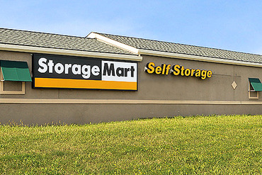 StorageMart - 9200 N Oak Trfy Kansas City, MO 64155