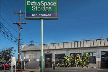 Extra Space Storage - 5120 San Fernando Rd Glendale, CA 91204