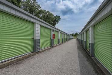 Extra Space Storage - 8919 Fort Smallwood Rd Pasadena, MD 21122