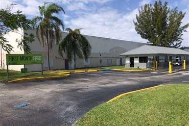 Extra Space Storage - 20240 NW 2nd Ave Miami, FL 33169