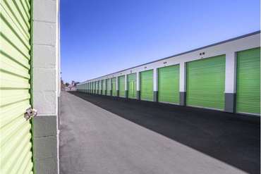 Extra Space Storage - 10115 Mission Gorge Rd Santee, CA 92071