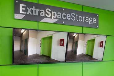 Extra Space Storage - 5601 SW 135th Ave Miami, FL 33183