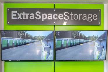 Extra Space Storage - 575 NW 185th Ave Beaverton, OR 97006