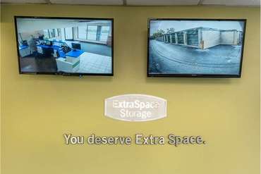 Extra Space Storage - 900 Murfreesboro Pike Nashville, TN 37217