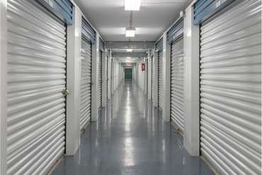 Extra Space Storage - 5807 Bardstown Rd Louisville, KY 40291