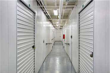 Extra Space Storage - 7037 Comstock Ave Whittier, CA 90602