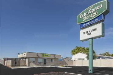 Extra Space Storage - 2733 Elkhorn Blvd North Highlands, CA 95660