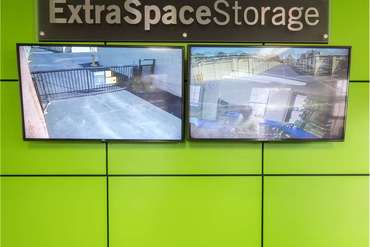 Extra Space Storage - 8000 Autumn Creek Dr Cordova, TN 38016
