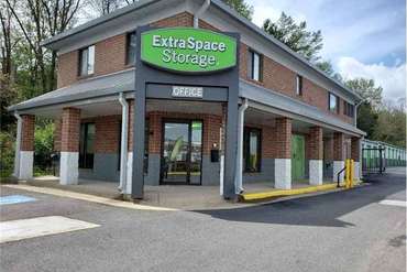 Extra Space Storage - 2944 Prosperity Ave Fairfax, VA 22031