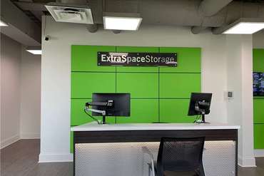 Extra Space Storage - 8002 Warwick Ave Louisville, KY 40222