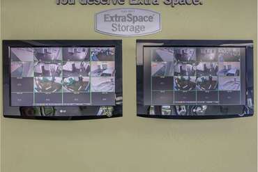 Extra Space Storage - 1265 Oakland Rd San Jose, CA 95112