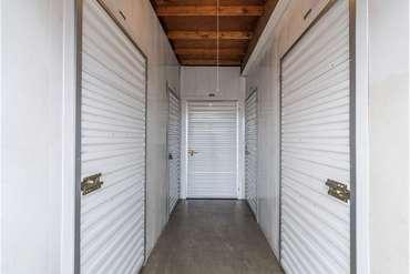 Extra Space Storage - 318 N Vincent Ave Covina, CA 91722