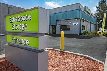 Extra Space Storage - 999 E Bayshore Rd East Palo Alto, CA 94303