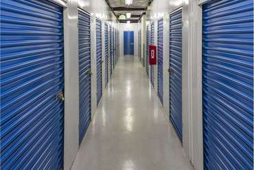 Extra Space Storage - 2700 Whitney Pl District Heights, MD 20747