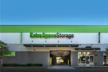 Extra Space Storage - 720 N 10th St San Jose, CA 95112