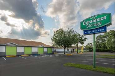 Extra Space Storage - 601 S Falkenburg Rd Tampa, FL 33619