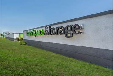 Extra Space Storage - 2000 W Mission Rd Alhambra, CA 91803