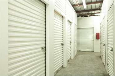 Extra Space Storage - 2585 W 5th St Oxnard, CA 93030