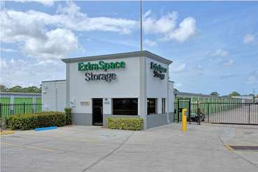 Extra Space Storage - 1400 NE Savannah Rd Jensen Beach, FL 34957