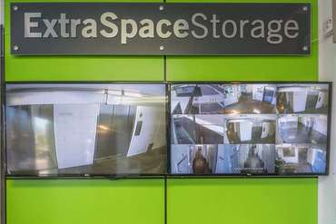 Extra Space Storage - 2727 W Missouri Ave Phoenix, AZ 85017