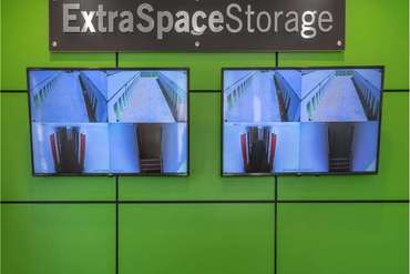 Extra Space Storage - 305 S Long Beach Blvd Compton, CA 90221