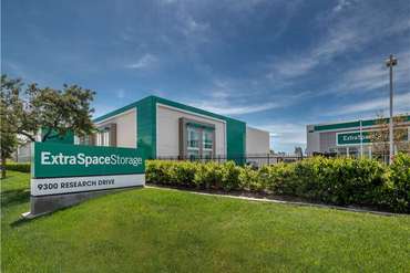 Extra Space Storage - 9280 Research Dr Irvine, CA 92618