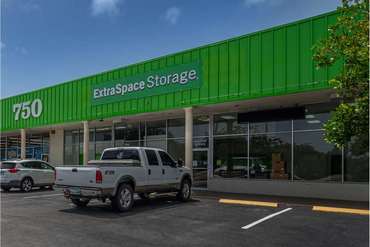 Extra Space Storage - 750 E Sample Rd Pompano Beach, FL 33064