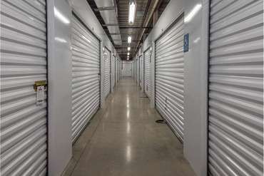 Extra Space Storage - 7795 W Sunrise Blvd Plantation, FL 33322