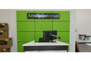 Extra Space Storage - 3095 SW 39th Ave Miami, FL 33146