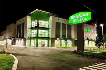 Extra Space Storage - 5051 SE Federal Hwy Stuart, FL 34997