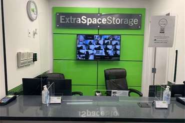 Extra Space Storage - 465 W 150th St New York, NY 10031