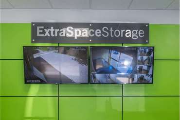 Extra Space Storage - 924 Northside Dr NW Atlanta, GA 30318