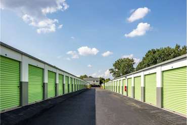 Extra Space Storage - 919 Lincoln Hwy Morrisville, PA 19067