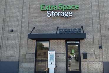 Extra Space Storage - 3005 Chester Ave Cleveland, OH 44114