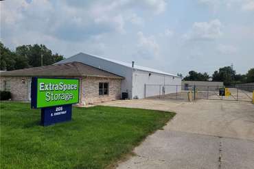 Extra Space Storage - 205 E Chestnut St Bondville, IL 61815