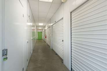 Extra Space Storage - 200 Parkway Dr Lincolnshire, IL 60069