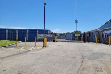Extra Space Storage - 6600 I-10 Service Rd New Orleans, LA 70126