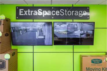 Extra Space Storage - 245 Washington St Auburn, MA 01501