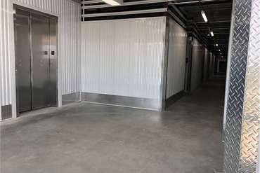 Extra Space Storage - 2474 Earl Rudder Fwy S College Station, TX 77840