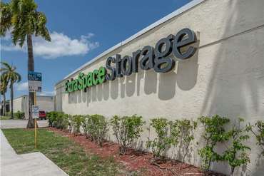 Extra Space Storage - 2290 NW 19th St Fort Lauderdale, FL 33311