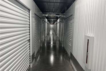 Extra Space Storage - 33 NJ-17 East Rutherford, NJ 07073