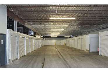 Extra Space Storage - 3216 Winnetka Ave N Minneapolis, MN 55427
