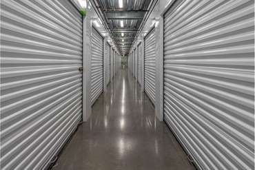 Extra Space Storage - 8085 SE 82nd Ave Portland, OR 97266