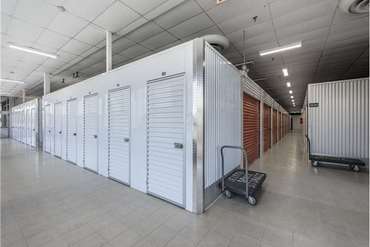 Extra Space Storage - 8850 Rivers Ave North Charleston, SC 29406