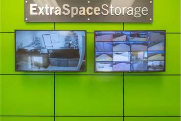 Extra Space Storage - 15200 N May Ave Edmond, OK 73013