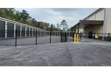 Extra Space Storage - 406 E 3rd North St Summerville, SC 29483