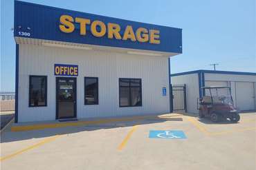Extra Space Storage - 1300 W Stan Schlueter Loop Killeen, TX 76549