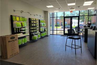 Extra Space Storage - 204 N Stonestreet Ave Rockville, MD 20850