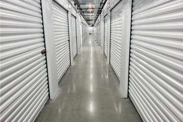 Extra Space Storage - 715 SW 7 Hwy Blue Springs, MO 64014