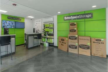 Extra Space Storage - 2625 SE 165th Ave Vancouver, WA 98683